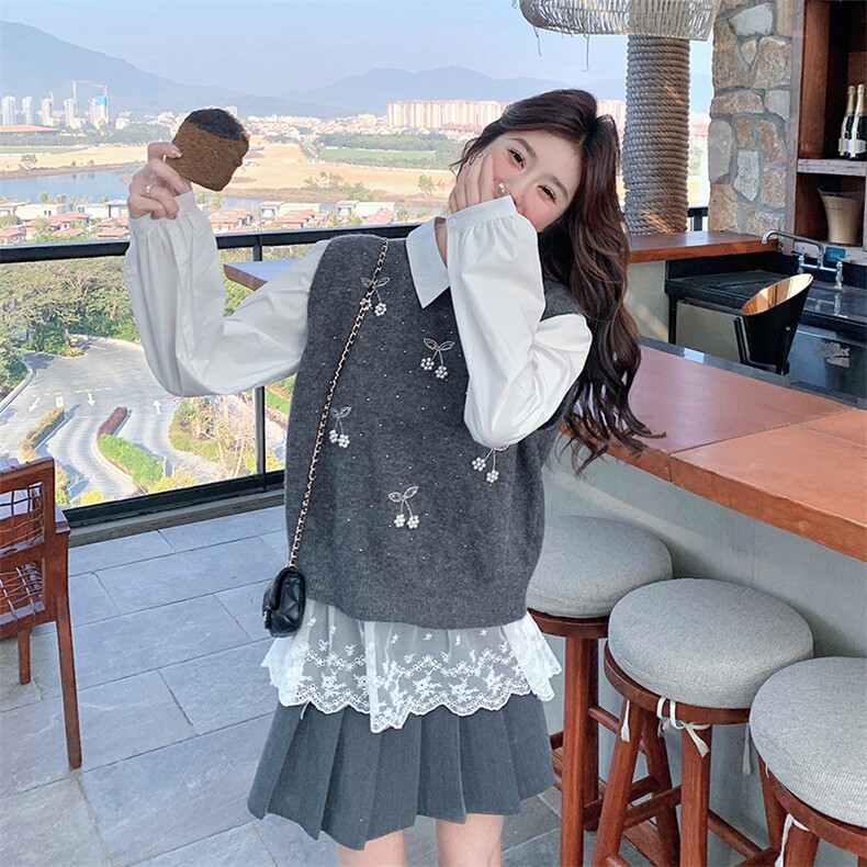 今年流行蕾丝拼接衬衫针织马甲套装女2025春新款学院风叠穿两件套,女装套装/套裙,2C056