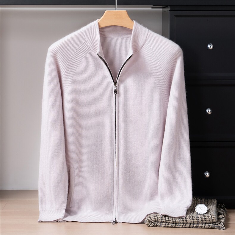2025年秋季长袖青春流行圆领加厚拉链开衫，男装针织衫/毛衣，戎禾素