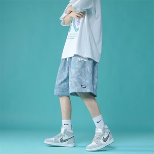 夏季冰丝薄款花短裤宽松新款潮牌休闲青少年五分速干沙滩裤图片