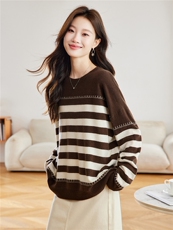 2025秋冬新款100%羊毛条纹拼色针织衫女宽松圆领套头毛衣慵懒风，女装羊毛衫，艾米