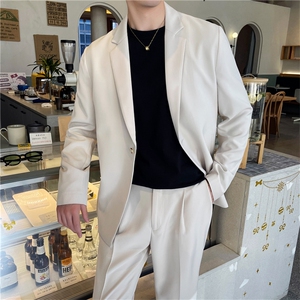 白色痞帅休闲男潮流宽松轻熟风西服套装男士网红外套秋冬季薄款,西服搭配短发造型图片