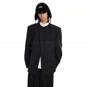WE1552-P652025春秋新款高级感简约圆领百搭宽松西服,绿色西服搭配什么衬衣图片