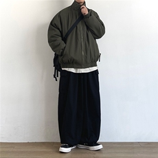 军绿色
