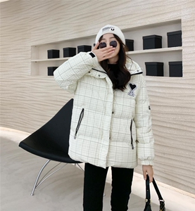 90绒羽绒服图片