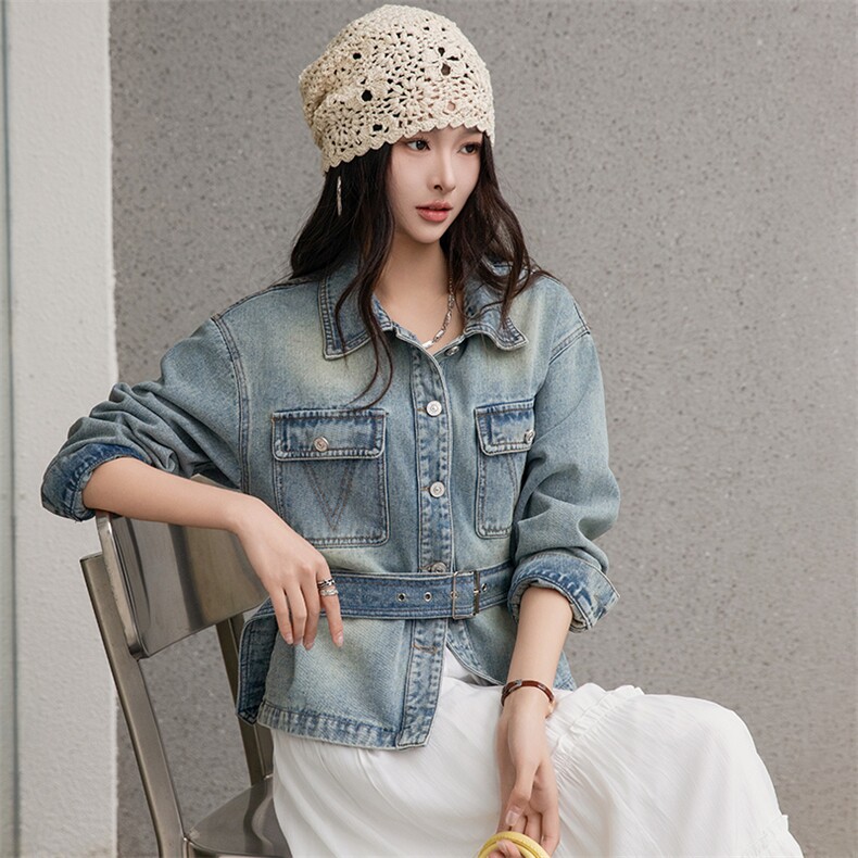 欧洲站2025春季新款时尚设计感翻领牛仔外套女小个子腰带收腰衬衫，女装牛仔外套，潮流依族