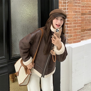 皮毛一体超好看厚外套女2025冬小个子复古时尚韩版甜酷羊羔毛棉服图片
