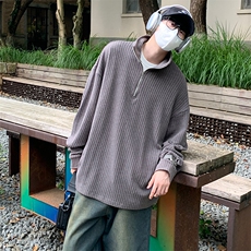 灰色
