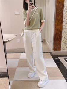 2025新款流行小个子短款针织上衣设计感小众冰丝短袖t恤女夏图片