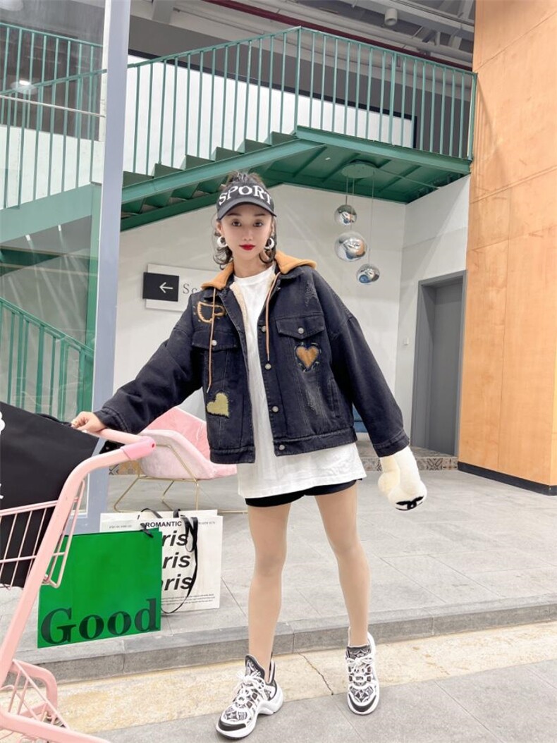 爆版冬款加厚牛仔外套帽子可拆卸，其它，金地雪