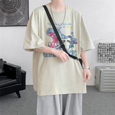 淡绿色