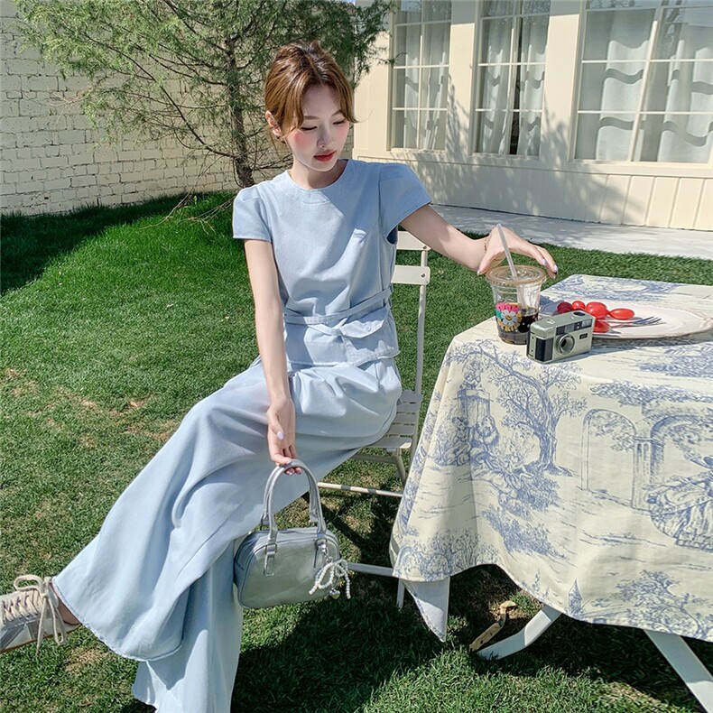 蓝色又酷又飒牛仔套装2025新款女夏流行爆款收腰上衣阔腿裤两件套,女装套装/套裙,2C135