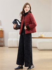 现货主推2025年冬装新款羽绒服复古提花加绒加厚套装女休闲阔腿裤，女装羽绒服，璐依舞