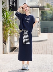 条纹披肩卫衣裙子套装女春季2026新款设计感洋气显瘦半身裙两件套，女装套装/套裙，浙宝029