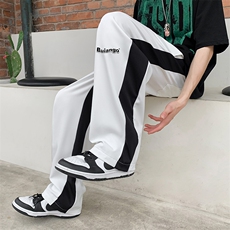 白色