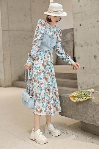 春装新款两件套连衣裙，女装连衣裙，莎咔