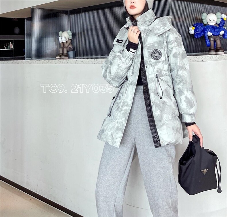 3160TC990标羽绒服，女装羽绒服，TC9