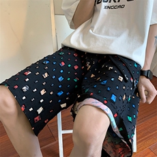 黑色