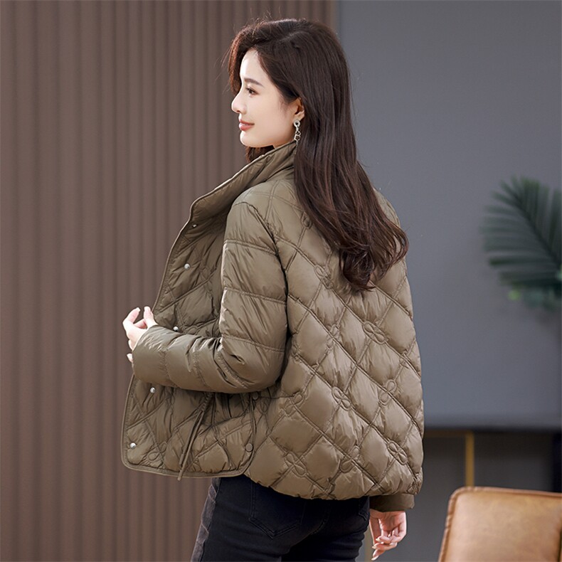 2023年秋冬季新款潮韩版轻薄保暖白鸭绒羽绒服女宽松显瘦短款外套,女装羽绒服,简韵佳