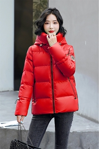 2021羽绒服女短款韩版新款白鸭绒保暖冬装潮图片