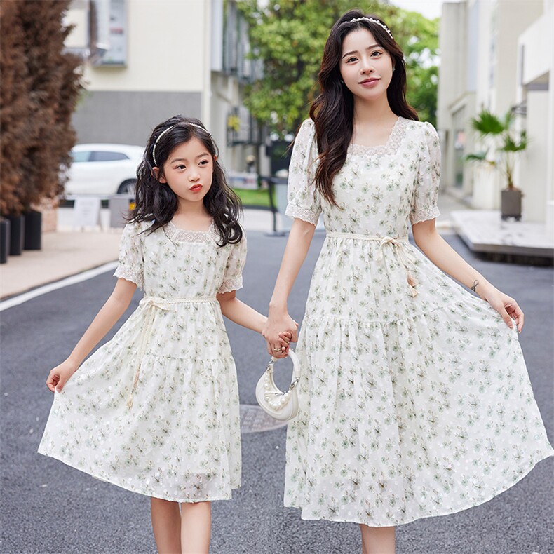 2023夏季新款雪纺印花法式亲子连衣裙甜美优雅显瘦长裙，女装连衣裙，安之芮娜