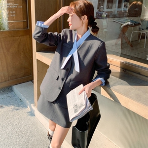 灰色西装女裙春秋2025新款高级感气质ootd穿搭又a又飒图片
