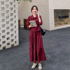 红色衬衫短上衣套装春秋女2025新款复古时髦遮肉显瘦半身裙两件套，女装套装/套裙，2C205