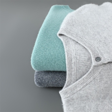 2025秋冬百搭时尚三粒扣毛衣针织衫，男装针织衫/毛衣，嘉日羊绒