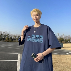 藏青色