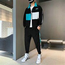黑色