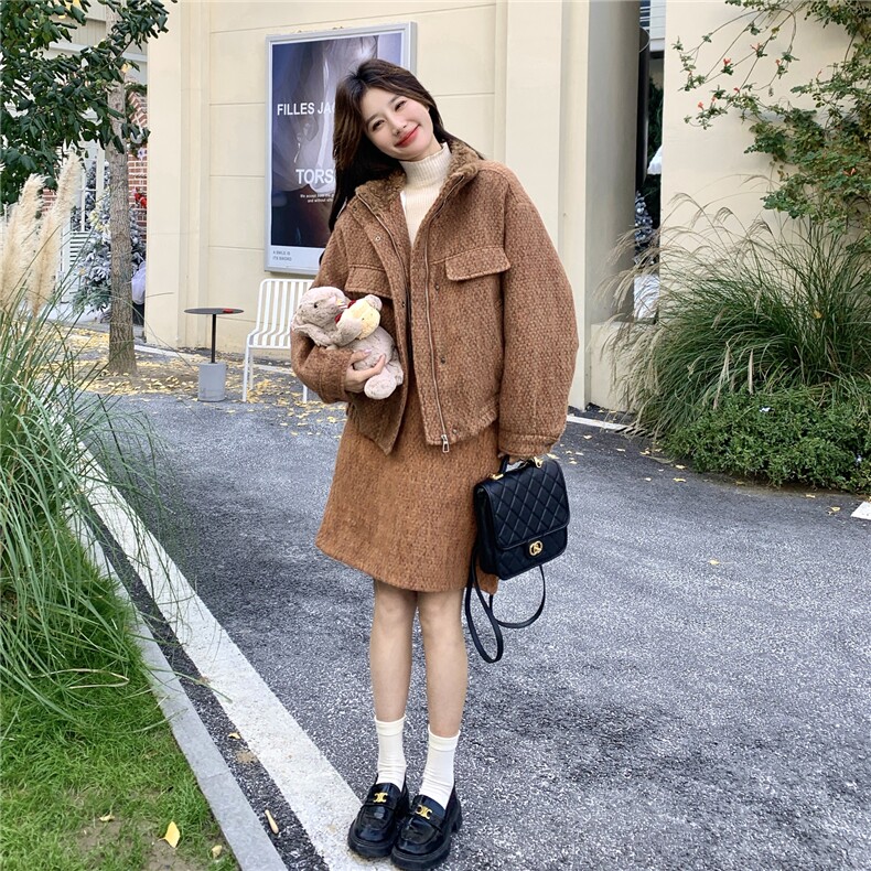 美拉德风毛呢羽绒套装女冬季2025新款高级感穿搭高腰半身裙两件套,女装套装/套裙,维壹