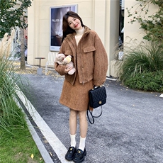 美拉德风毛呢羽绒套装女冬季2025新款高级感穿搭高腰半身裙两件套，女装套装/套裙，维壹