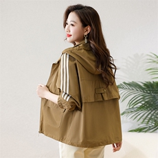 休闲女百搭三叶草2024年新款韩版宽松夹克时尚减龄短款上衣工装服，女装短外套，芙芮