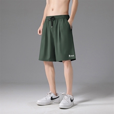 绿色