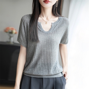 夏季款莱赛尔天丝针织短袖T恤女剪刀V领坑条上衣宽松半袖打底背心图片