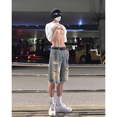 蓝色