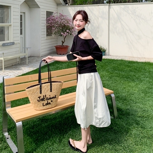 夏季舒适短袖透气常规薄款女休闲两件套套装图片