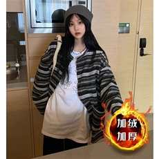 灰色