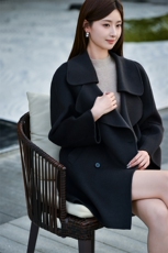 2024秋冬季新款外套女短款单排扣气质显高，女装双面呢大衣，亿美羊绒