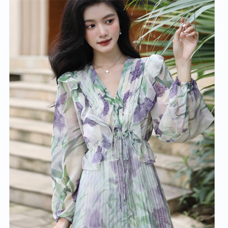 百褶裙中长款温柔风仙气碎花连衣裙别致独特裙子,女装连衣裙,美吧服饰