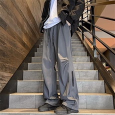 灰色