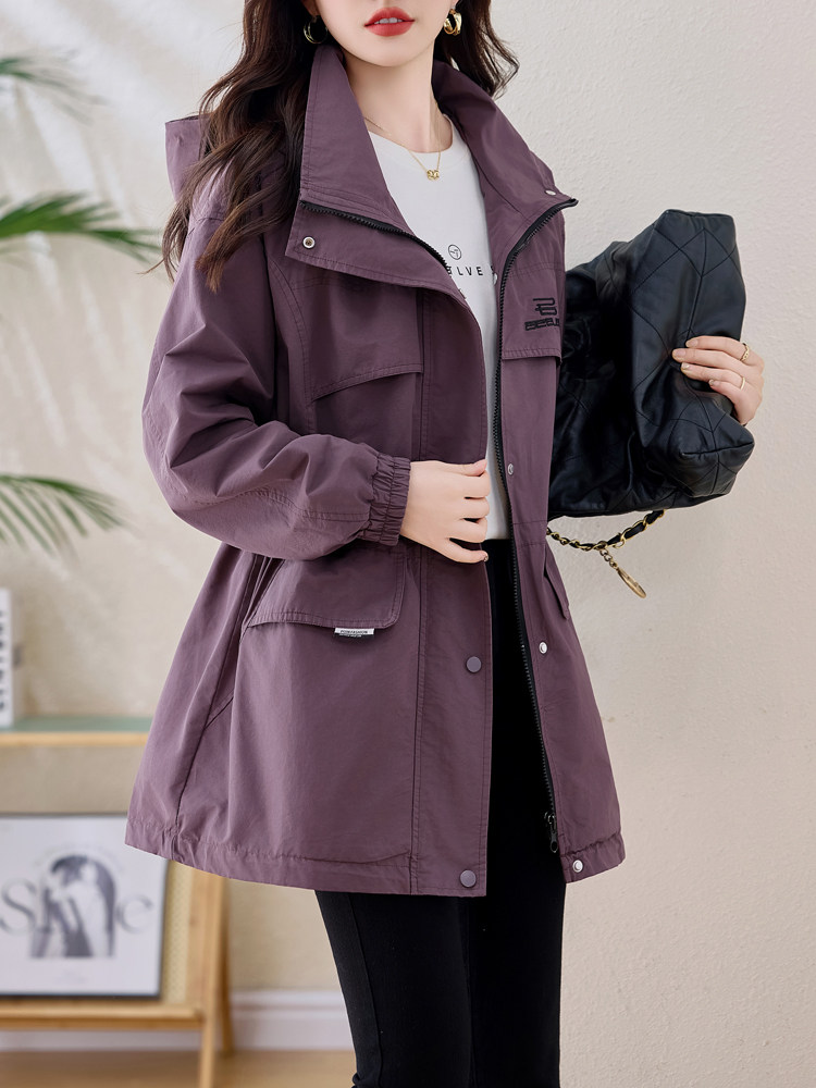 风衣女中长款2025新款宽松显瘦收腰减龄连帽休闲早春外套女春秋款,女装风衣,依万里