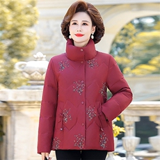 中年妈妈冬装短款羽绒服2026新款中老年女装冬季刺绣白鸭绒外套，男装羽绒服，电商B212（原钱塘6029）