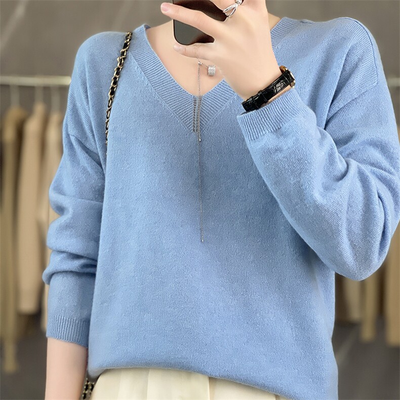 时尚女士秋季新款修身显瘦V领云朵针织套头衫柔软舒适百搭必备，女装针织衫/毛衣，悦玛羊绒