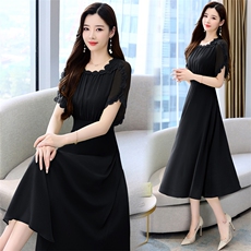 2023年夏季韩版通勤花边拼接修身连衣裙，女装连衣裙，时尚俏佳人