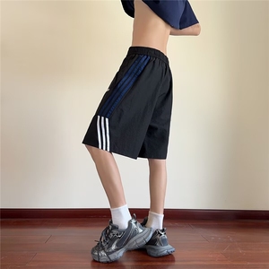 夏季潮流宽松男士三条纹运动短裤潮牌ins风百搭时尚休闲五分裤子图片
