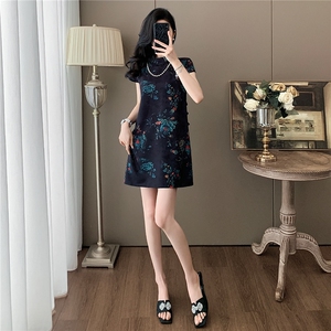时尚气质减龄新中式套装女夏新款立领牡丹印花上衣短裤两件套图片