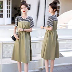 牛仔连衣裙女夏新款2023新款时尚洋气拼接减龄小个子条纹裙子现货，女装连衣裙，一安秀