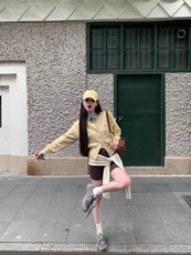 2025圆领设计简单大方字母刺绣时尚好穿，女装针织衫/毛衣，尚可儿羊绒