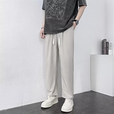 卡其色