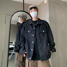 黑灰色